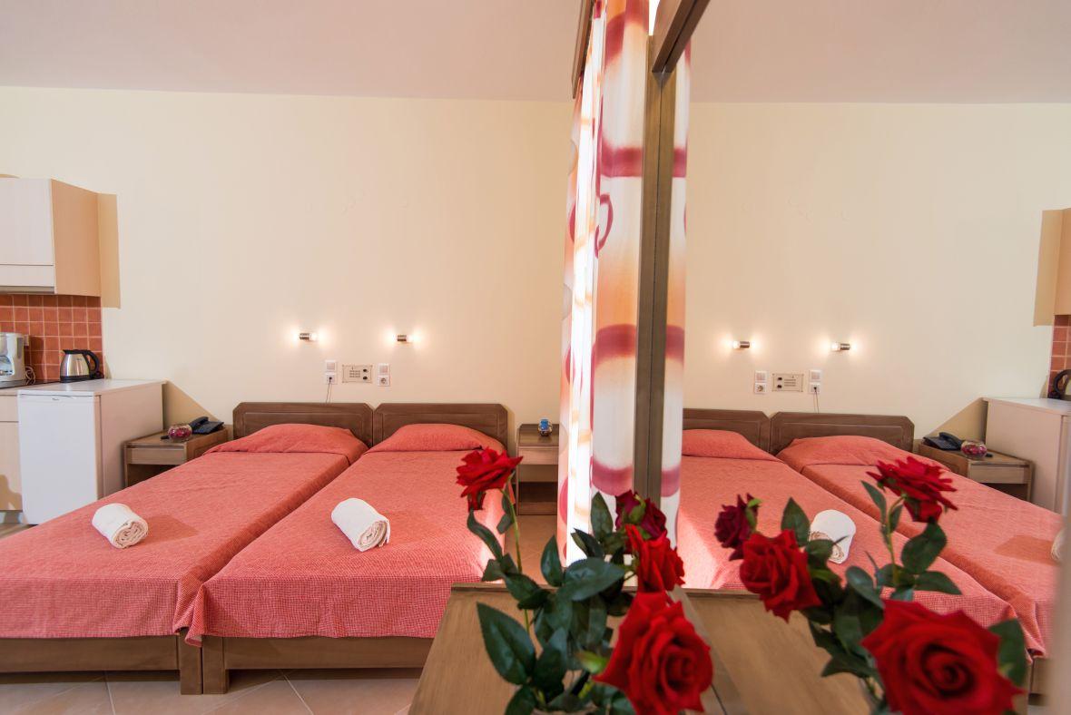 Daisy Hotel Apartments Rethymno  Ngoại thất bức ảnh