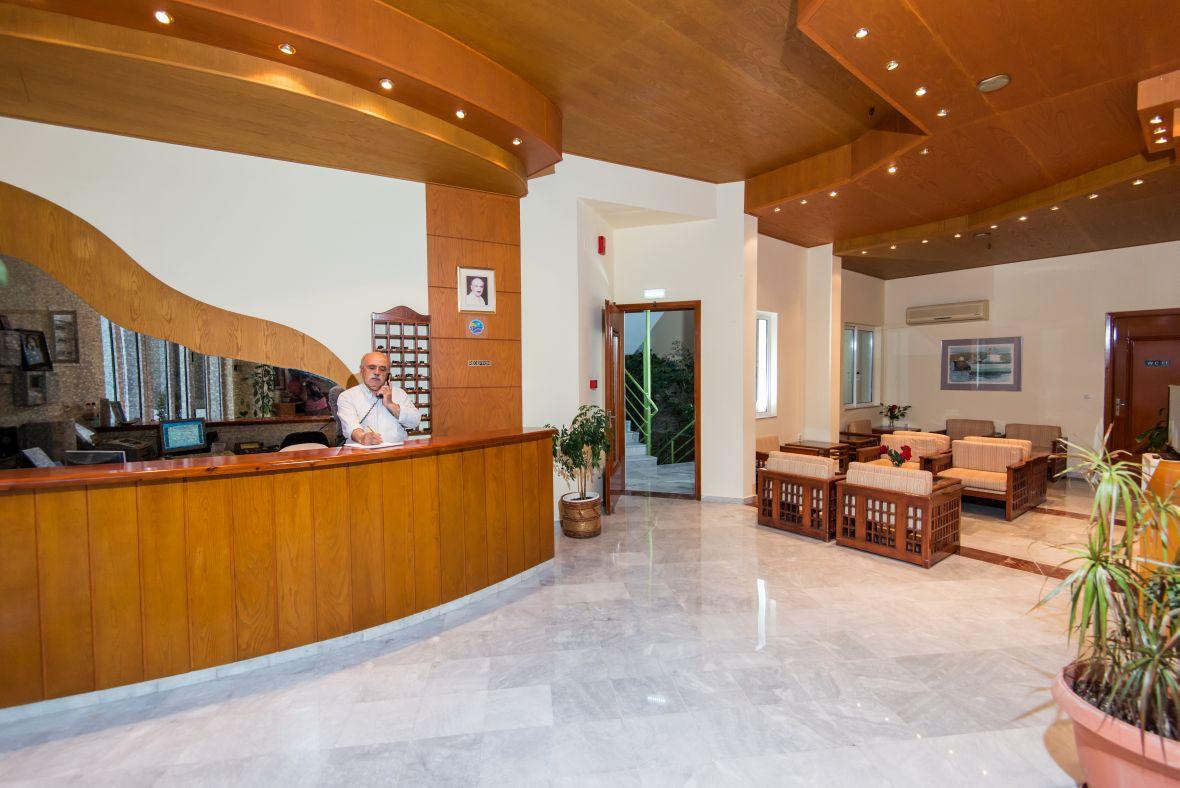 Daisy Hotel Apartments Rethymno  Ngoại thất bức ảnh