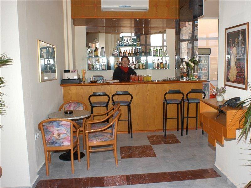 Daisy Hotel Apartments Rethymno  Ngoại thất bức ảnh